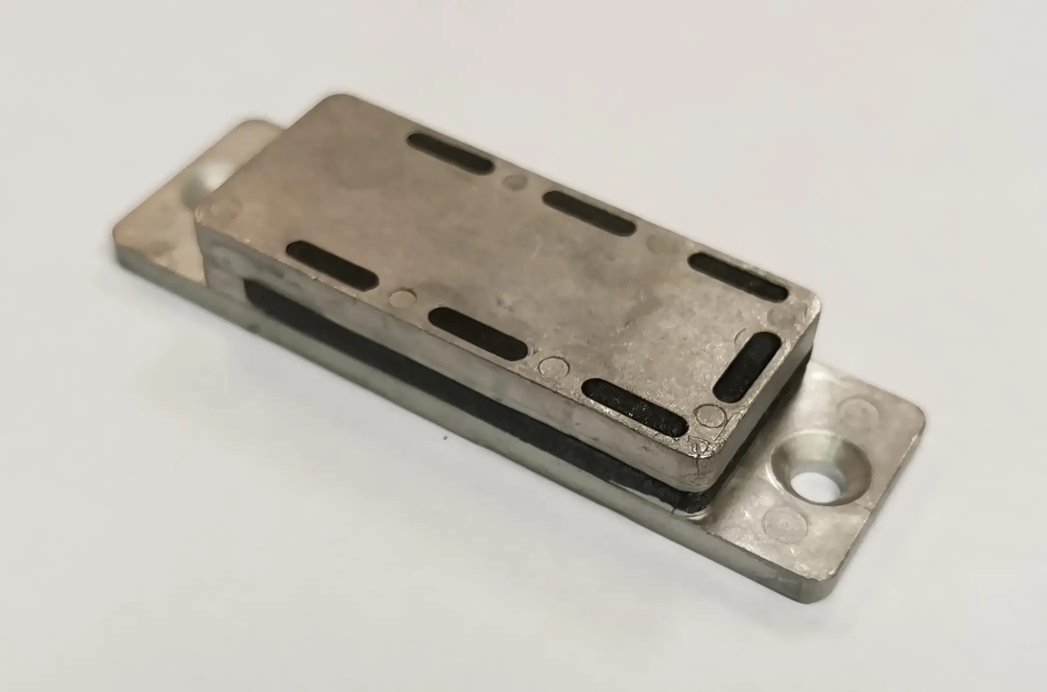 RFID-метка Steel для маркировки металлических объектов