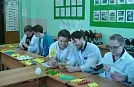 Студенты-зоотехники учатся бирковать на ушных бирках "Силфлекс"