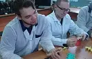 Студенты-зоотехники учатся бирковать на ушных бирках "Силфлекс"